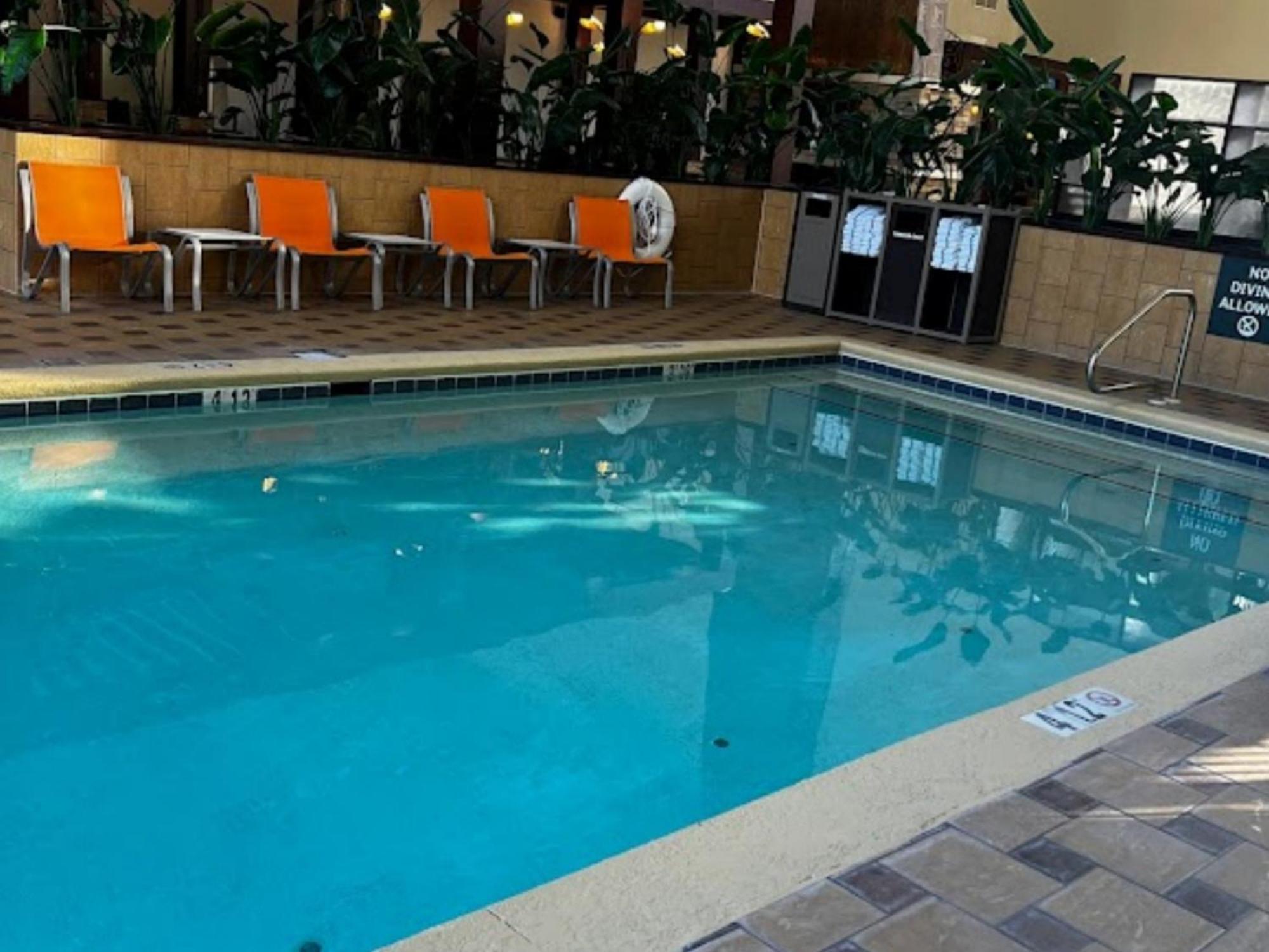 Holiday Inn Asheville - Biltmore West By Ihg Exterior foto